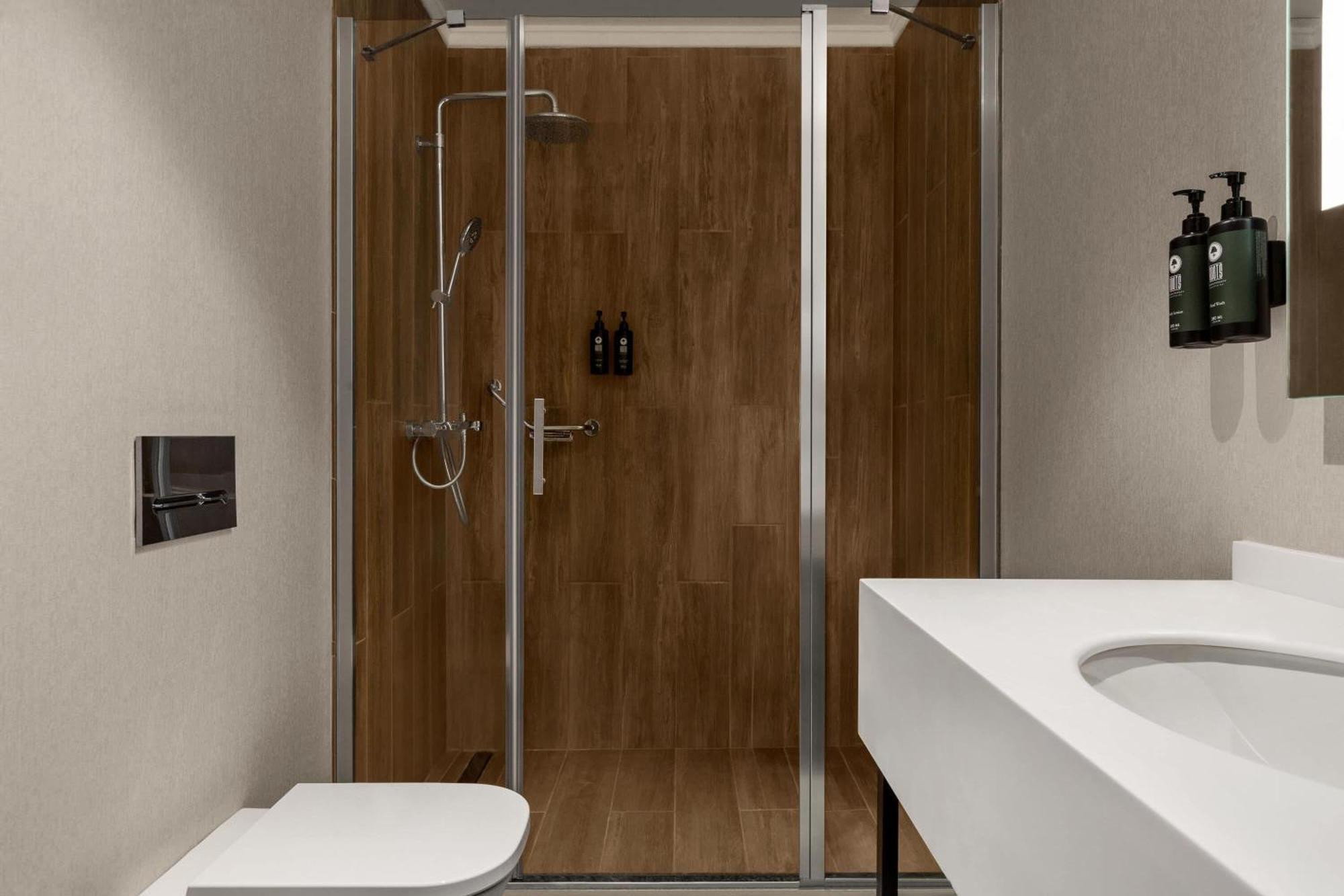 Ramada Encore By Wyndham Arnavutkoy Hotel *
